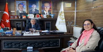 SOSYAL HİZMET MERKEZİ MÜDÜRÜ TEZCAN’DAN BAŞKAN ÖZAŞKIN’A ZİYARET