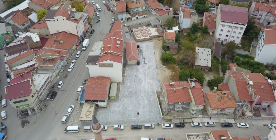 Hamza Paşa Meydanı ve Yeni Umumi Tuvaletleri Halkımızın Kullanımına Açtık