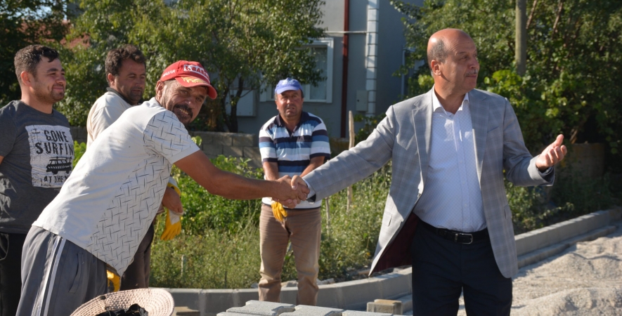 BAŞKAN BOZKURT MAHALLE GEZİLERİNİ SÜRDÜRÜYOR