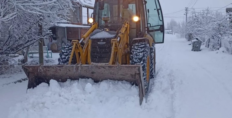 İlçemizde Karla Mücadele Devam Ediyor