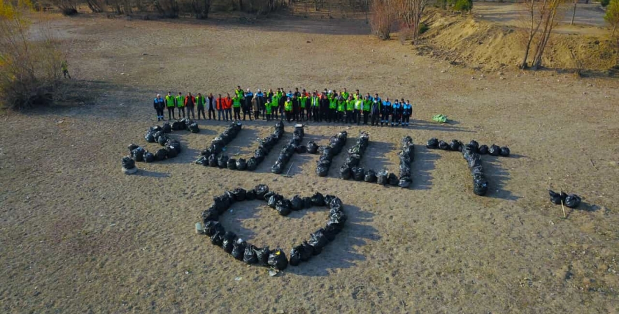 Başkan Bozkurt kolları sıvadı, örnek davranışa imza attı