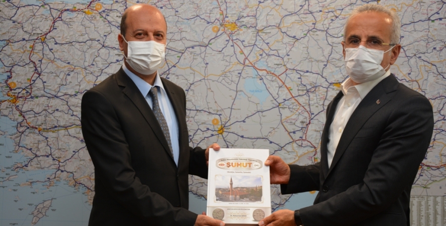 Başkan Bozkurt Karayolları Genel Müdürü Abdülkadir Uraloğlu ile görüştü.