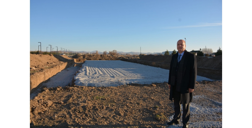 Sevgili Gençler Haberiniz Olsun Kapalı Yüzme Havuzunun Temelini Attık 