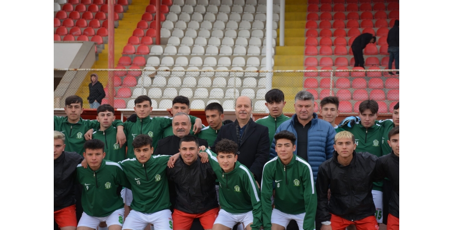 Şuhut Belediye Hisar Spor ve İscehisar Belediye Spor Müsabakasın İscehisar Belediye Başkanımız Ahmet Şahin ile Birlikte İzledik.