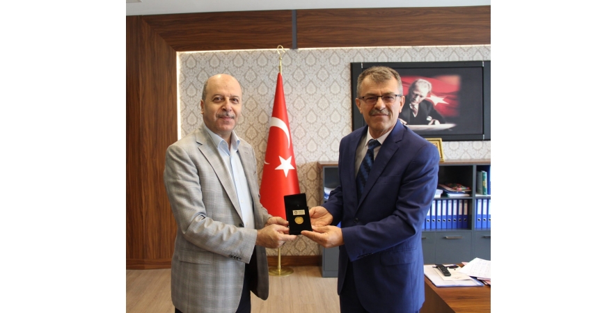 Afyonkarahisar İl Özel İdaresi Genel Sekreterliğine Atanan Osman Ziya Bilim'e Hayırlı Olsun