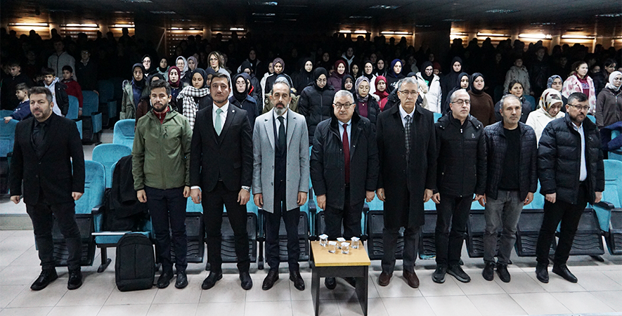 ŞUHUT'TA “SESSİZ ÇIĞLIK DOĞU TÜRKİSTAN” PROGRAMI DÜZENLENDİ