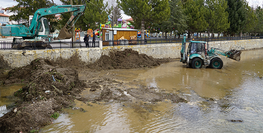 GALİ ÇAYI’NDA TEMİZLİK ÇALIŞMALARI DEVAM EDİYOR