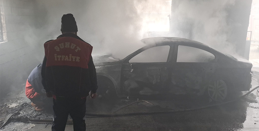 İTFAİYE EKİPLERİMİZ ARAÇ YANGININA MÜDAHALE ETTİ