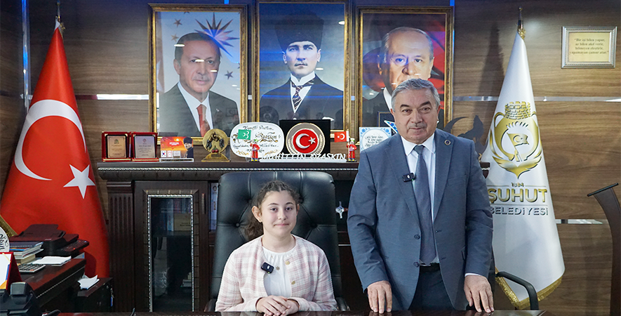 ŞUHUT’TA 23 NİSAN’DA MAKAM ÇOCUKLARA EMANET EDİLDİ